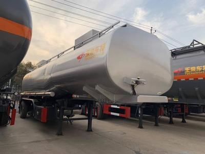 普貨內涂層罐車31噸凈水劑罐車鋼襯塑運水半掛車制造廠家